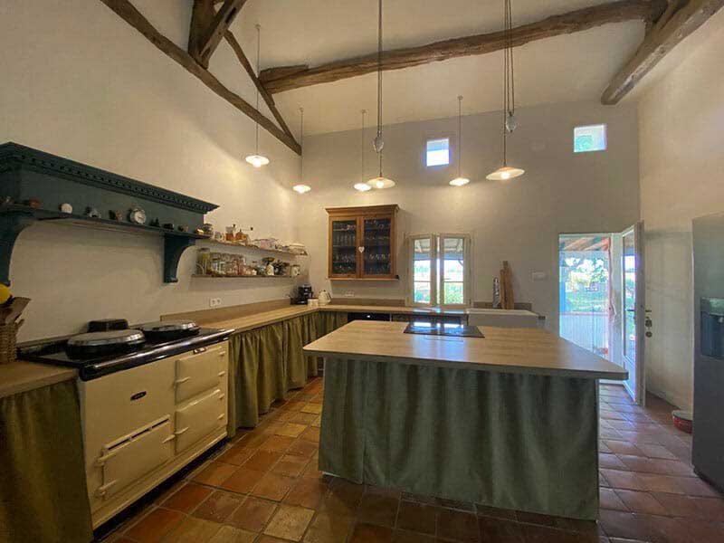 A stone built fully renovated property for sale close to Miramont de